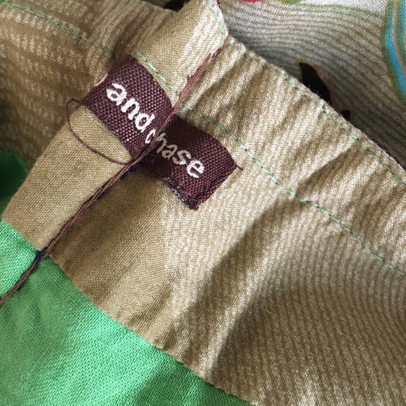 Coco & Chase casual skirt whimsical floral motif - Picture 10 of 12